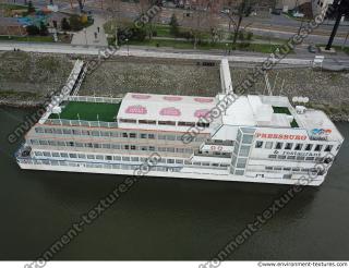 vehicle passenger ship 0015